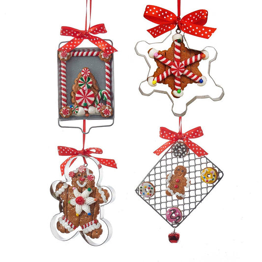 4"GINGERBREAD ON TRAY W/COOKIE CUTTR 4A